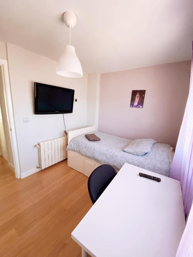 Mholidays Tomares Exterior foto